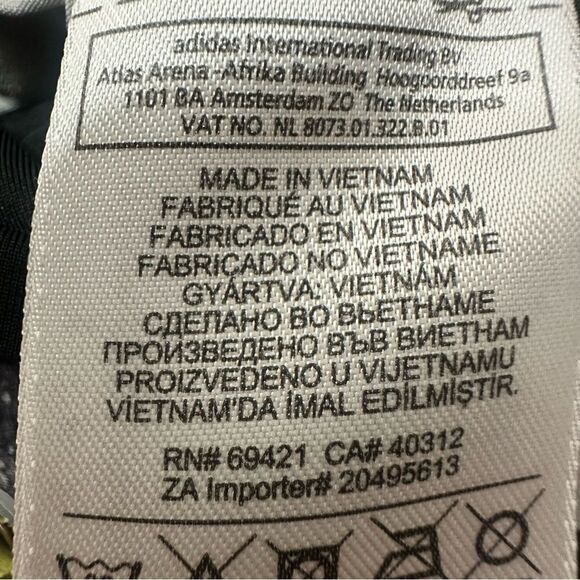 Reebok medium men’s shorts - Picture 6 of 6